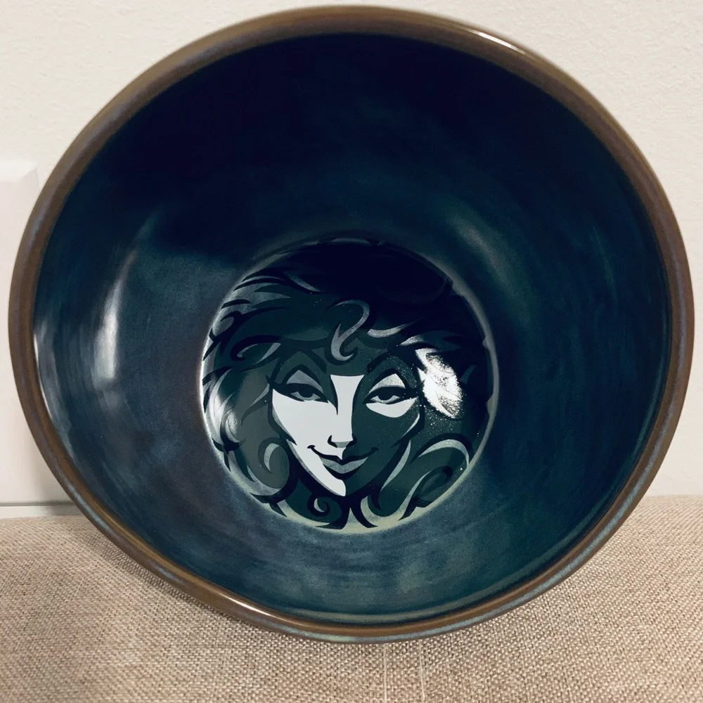 Brand New Disney Parks The Haunted Mansion Madame Leota Cat/Dog Pet Bowl
